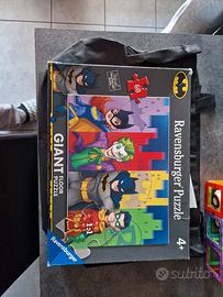 Puzzle Gigante Ravensburger DC Batman e Friends -