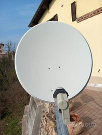Antenna satellitare
