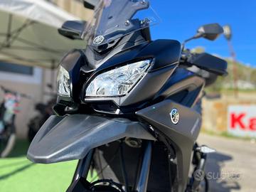 YAMAHA TRACER 900