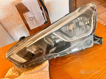 Faro anteriore sx nissan micra