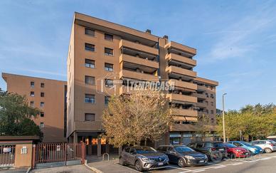 INCIRANO: TRE LOCALI CON CANTINA E POSS.TA' BOX