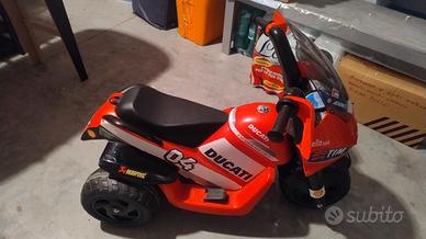 Moto gioco Peg Perego, Bambino Ducati