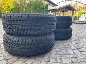 Gomme invernali 185/60R15 88T