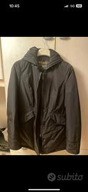 Piumino parka Woolrich marrone scuro lucido  S