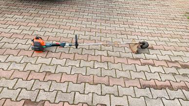 Decespugliatore Oleo-Mac BC 240 S miscela