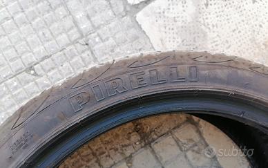 4 pneumatici estivi Pirelli Pzero 205/40 ZR17 84 W