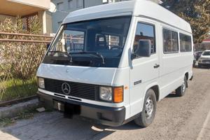 Mercedes-benz Altro MB 100