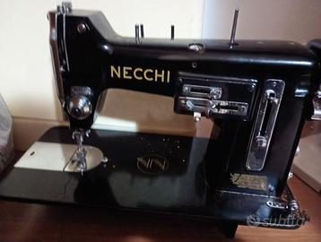 Necchi macchina da cucire vintage
