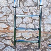 Scaletta  in acciaio per piscina interrata