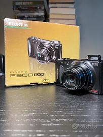 FujiFilm FinePix F500 - Fotocamera Digitale 16MP