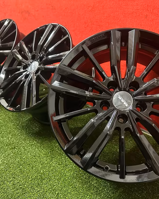 Cerchi MAK Vier R17 Audi/BMW/Mercedes 7.5Jx17 ET30