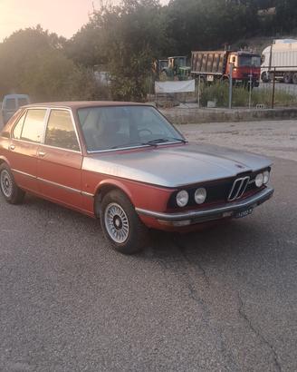 bmw E 12 520i