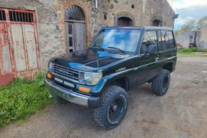 Toyota land cruiser kzj70