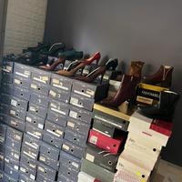 Stock 220 scarpe da donna