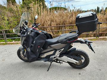 Honda X-adv 750