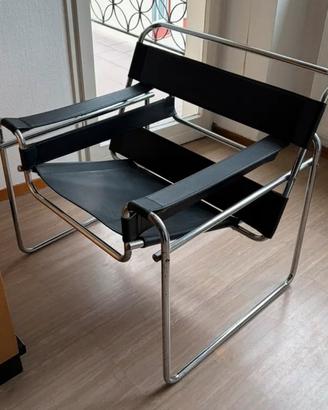 Coppia poltrone Wassily style vintage cuoio nero