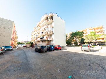 4 LOCALI A MANFREDONIA