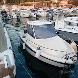 Imbarcazione cabinata Acquamar