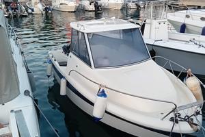 Imbarcazione cabinata Acquamar