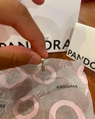 Charm infinito con pavé