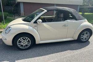 NEW BEETLE 1.6 BENZINA CABRIO