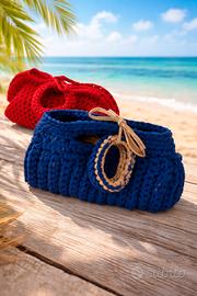 Borsa ad uncinetto fatta a mano