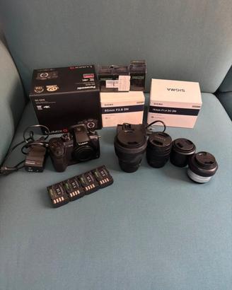 Panasonic Lumix GH5 + 4 obiettivi + batterie extra