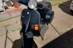Vespa Piaggio 50 PK - 24.373 Km anno 1992