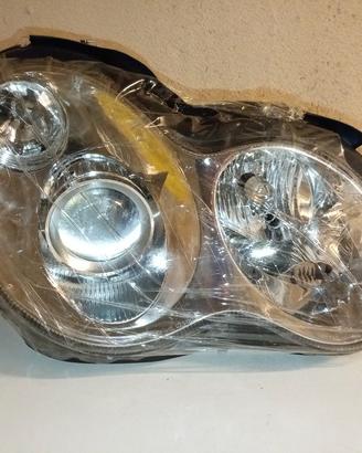 Faro dx xeno Mercedes Classe C  w203 