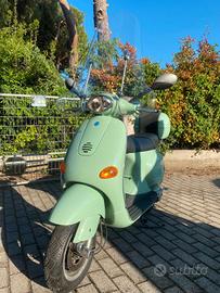Vespa 125 Et4