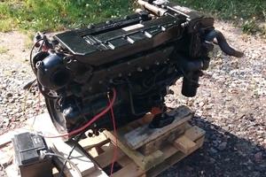 coppia Mercruiser - 185 HP con piedi Bravo 2