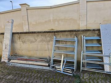 Ponteggio mobile per lavori edili