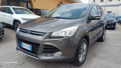 Ford Kuga 2.0 TDCI 140 CV 4WD Titanium