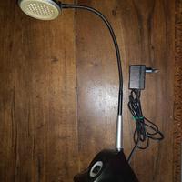 LAMPADA A LED DA SCRIVANIA