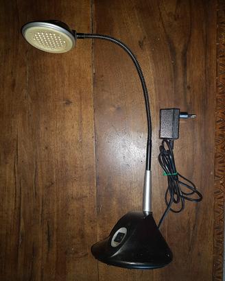 LAMPADA A LED DA SCRIVANIA