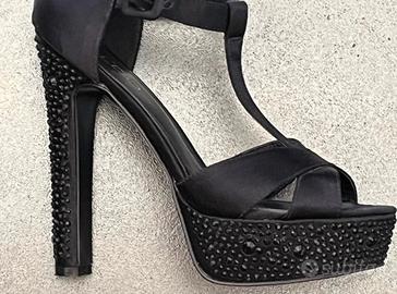 Sandalo con plateau n.36