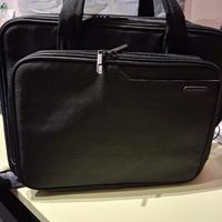 Borsa a tracolla per portatile nera Tucano