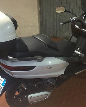 Piaggio MP3 300 IE LT 2016 • 5.000 km • Bauletto +