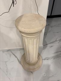 colonna in pietra leccese