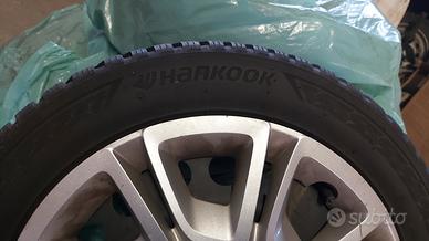 Gomme con cerchi 195 55 R16