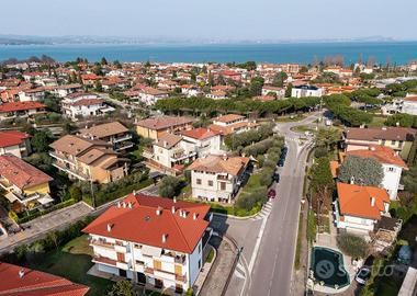 4 LOCALI A SIRMIONE