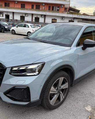 Audi Q2 1.6 tdi 116cv FULL LED - COCKPIT - S TRONI