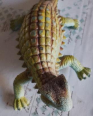 Anchilosauro dinosauro