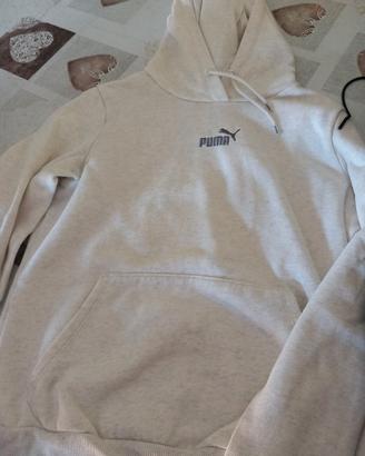 Felpe puma e pantaloni adidas e nike 