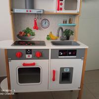 cucina giocattolo