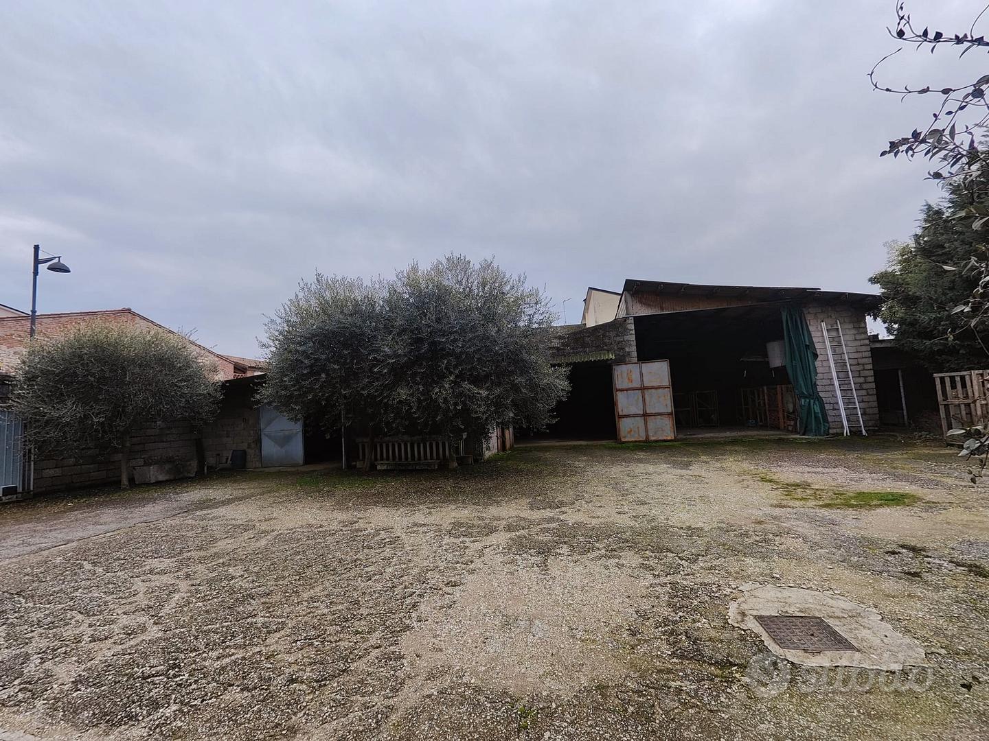 TERRENO EDIFICABILE CON PROGETTO - Vista 3