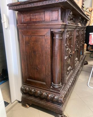 Credenza rinascimento