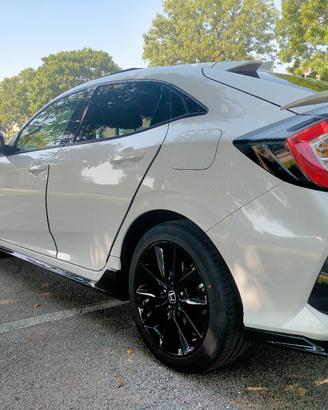 Honda civic 1.0 turbo sport 