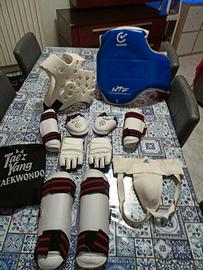 TUTA PROTETTIVA TAEKWONDO