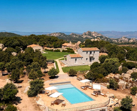 Tenuta di campagna con piscina privata